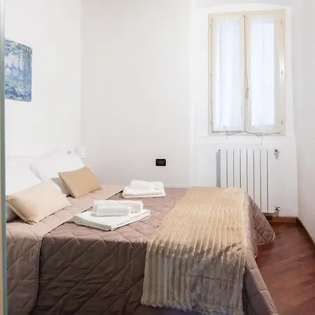 Elegante Bilocale Con Balcone - Centro Storico *
